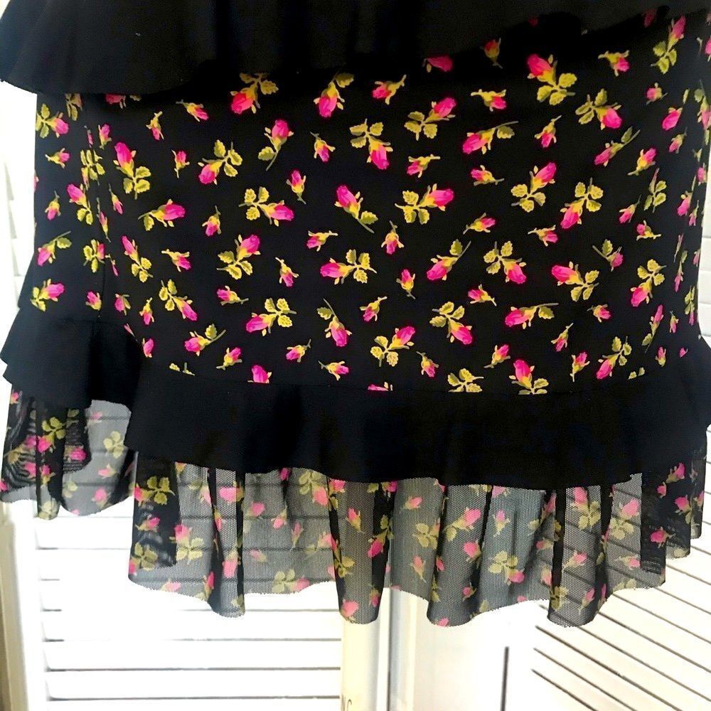 🌷BETSY JOHNSON DRESS🌷  - Picture 3 of 7